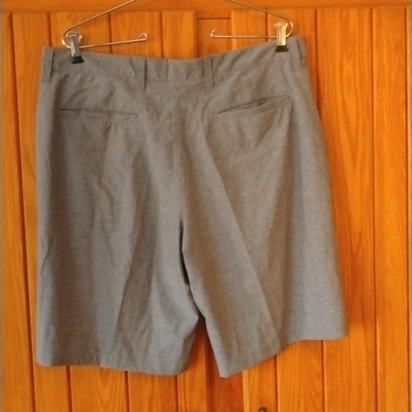 EUC George Classic Shorts - Picture 2 of 6